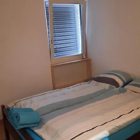 アパート Grosszuegige, Charmante In Den Bergen メーレル