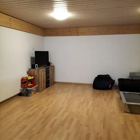 Grosszuegige, Charmante In Den Bergen Apartment *